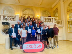 Gewinnervereine ASKÖ Jugendförderpreis und Nachwuchstrainer